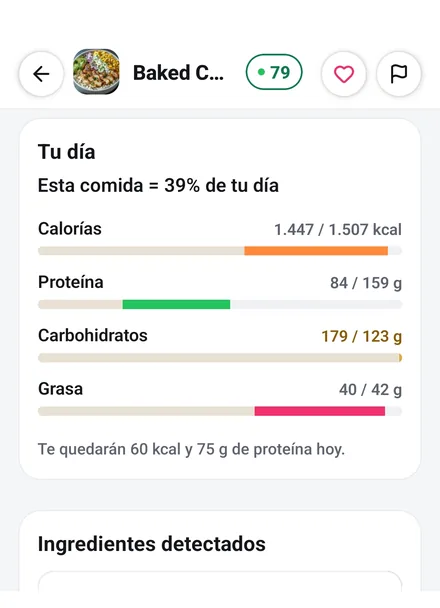 Pantalla real de la app: tu día tras guardar, esta comida es el 39% de tu día, con calorías, proteína, carbohidratos y grasa frente a los objetivos